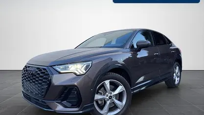 Gebraucht Audi Q3 Sportback S-Line 190 PS (139 kW) 2022 Individuallackierungen audi exclusive metallic SUV