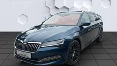 Blau Gebraucht 2024 Skoda Superb Style Kombi | 36.877 € (Fairer Preis)