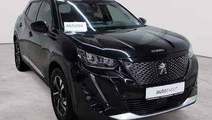 Gebraucht Peugeot 2008 Allure 131 PS (96 kW) 2021 Perla nera metallic SUV