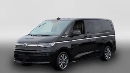 Używany VW T7 Style 150 KM (110 kW) 2025 Czarny Van