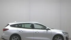 Silber Gebraucht 2022 Ford Focus Titanium Limousine | 17.880 € (Guter Preis)