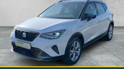 Gebraucht Seat Arona FR 110 PS (80 kW) 2023 Weiß SUV