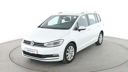 Gebraucht VW Touran Highline 150 PS (110 kW) 2019 Weiß Van / Kleinbus