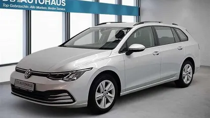 Silber Gebraucht 2022 VW Golf VIII Life Kombi | 17.410 € (Guter Preis)