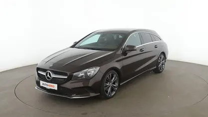 Braun Gebraucht 2018 Mercedes CLA200 Shooting Brake Urban Kombi | 19.490 € (Guter Preis)