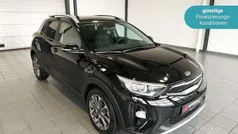 Schwarz Gebraucht 2021 Kia Stonic Vision SUV | 15.490 € (Fairer Preis)