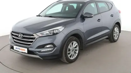 Gebraucht Hyundai Tucson Trend 177 PS (130 kW) 2017 Grau SUV