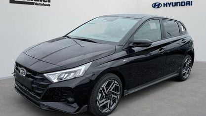 Neu Hyundai i20 N Line 74 PS (54 kW) 2025 Phantom black / met (schwarz) Kleinwagen