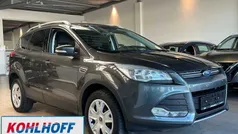 Magneticgrau (metallic) Gebraucht 2016 Ford Kuga Trend SUV | 9.970 € (Superpreis)