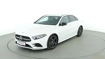 Gebraucht Mercedes A200 AMG line 163 PS (119 kW) 2019 Weiß Limousine