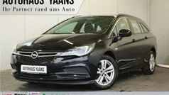Schwarz Gebraucht 2018 Opel Astra Business Kombi | 13.950 € (Teuer)