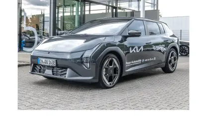 Gebraucht Kia EV4 Earth 150 kW (204 PS) 2025 Pentametal metallic Kleinwagen