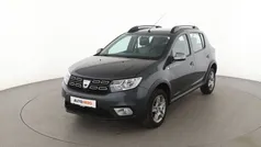 Grau Gebraucht 2017 Dacia Sandero Stepway Ambiance Kleinwagen | 10.210 € (Fairer Preis)