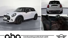 Weiß Gebraucht 2021 Mini Cooper S Kleinwagen | 26.930 € (Guter Preis)