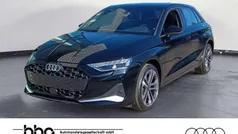 Brillantschwarz Gebraucht 2025 Audi A3 Advanced Plus Limousine | 36.990 € (Fairer Preis)