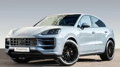 Arktikgrau Gebraucht 2024 Porsche Cayenne SUV | 119.880 €