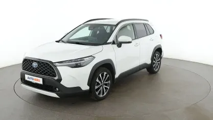Gebraucht Toyota Corolla Cross Team 197 PS (144 kW) 2023 Weiß SUV