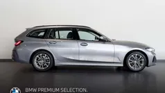 Skyscraper grau metallic Gebraucht 2022 BMW 318 Shadowline Kombi | 28.988 € (Fairer Preis)