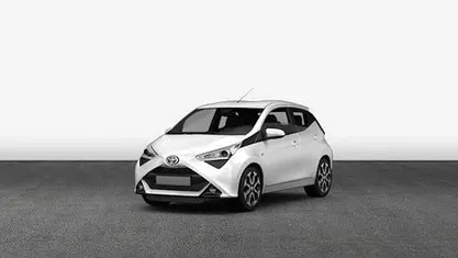 Pianosaweiß Gebraucht 2018 Toyota Aygo Basis Kleinwagen | 8.290 € (Fairer Preis)
