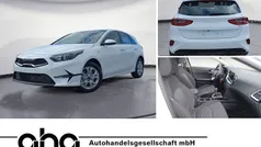 Carraraweiß Neu 2025 Kia Ceed Vision Limousine | 22.990 € (Fairer Preis)