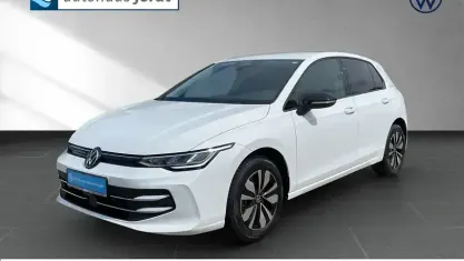 Gebraucht VW Golf VIII Goal 116 PS (85 kW) 2025 Weiß Limousine