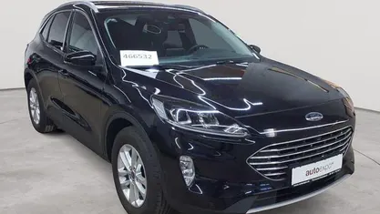 Gebraucht Ford Kuga Titanium 120 PS (88 kW) 2023 SUV