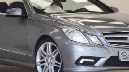 Gebraucht Mercedes E350 AMG line 292 PS (214 kW) 2011 Cabrio