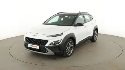 Gebraucht Hyundai Kona Trend 141 PS (103 kW) 2022 Weiß SUV