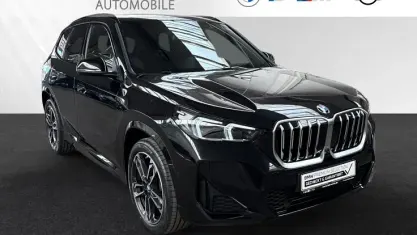 Gebraucht BMW X1 M Sport 211 PS (155 kW) 2025 Black sapphire metallic SUV
