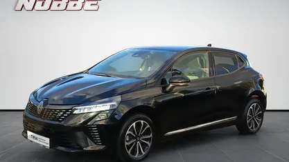 Schwarz Gebraucht 2024 Renault Clio V Techno Limousine | 16.950 € (Fairer Preis)