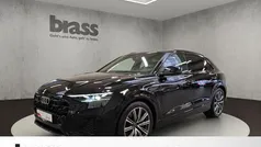 Mythosschwarz metallic Gebraucht 2025 Audi Q8 Ambiente SUV | 64.900 € (Fairer Preis)