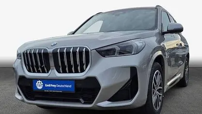 Neu BMW X1 170 PS (125 kW) 2026 Silber SUV