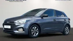 Grau Gebraucht 2020 Hyundai i20 YES! Limousine | 11.490 € (Fairer Preis)