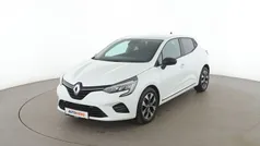 Weiß Gebraucht 2023 Renault Clio V Evolution Limousine | 15.220 € (Guter Preis)