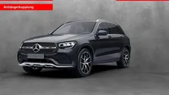 Grau Gebraucht 2022 Mercedes GLC200 AMG line SUV | 42.670 € (Fairer Preis)