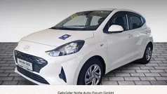 Weiss / Neu 2025 Hyundai i10 Select Kleinwagen | 15.790 € (Fairer Preis)