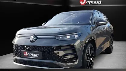 Delfingrau metallic Gebraucht 2025 VW Tayron R-line SUV | 53.870 € (Superpreis)