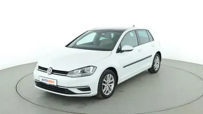 Gebraucht VW Golf VII Comfortline 2017 Weiß Limousine