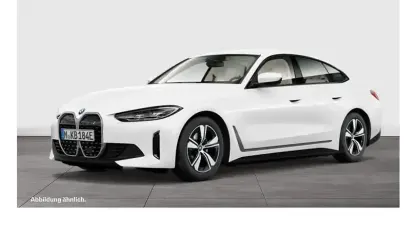 Używany BMW i4 Sport Line 250 kW (340 KM) 2023 Beżowy Sedan/Limuzyna