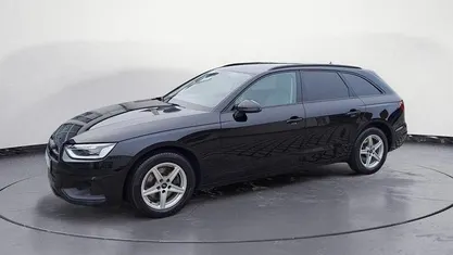 Gebraucht Audi A4 Advanced 136 PS (100 kW) 2023 Schwarz Kombi