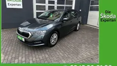 Quarzgrau metallic Gebraucht 2020 Skoda Octavia Ambition Kombi | 19.850 € (Fairer Preis)