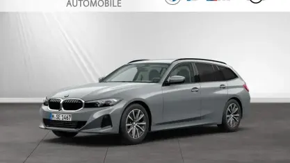 Gebraucht BMW 320 184 PS (135 kW) 2025 Skyscraper grau metallic Kombi