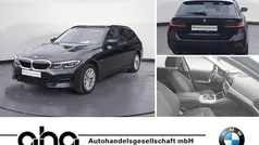 Schwarz Gebraucht 2022 BMW 320e Advantage Kombi | 27.490 € (Fairer Preis)
