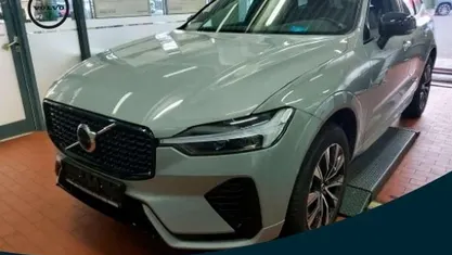 Gebraucht 2023 Volvo XC60 Plus SUV | 37.490 € (Fairer Preis)