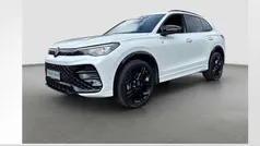 Oryxweiß perlmutteffekt Gebraucht 2024 VW Tiguan R-line SUV | 49.480 € (Superpreis)