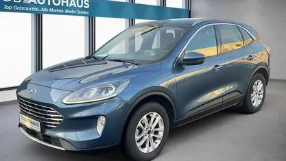 Blau Gebraucht 2022 Ford Kuga Titanium SUV | 20.410 € (Fairer Preis)