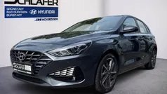 Dark knight / mic Gebraucht 2024 Hyundai i30 Trend Limousine | 21.490 € (Fairer Preis)