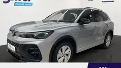 Silber Gebraucht 2024 VW Tiguan Style SUV | 57.987 € (Teuer)