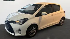 Weiß Gebraucht 2017 Toyota Yaris Limousine | 9.490 € (Fairer Preis)