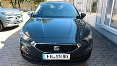 Fjordblau Neu 2025 Seat Leon Style Limousine | 23.490 € (Guter Preis)